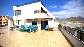 Oasis in Los Cristianos By Deihu Experiences